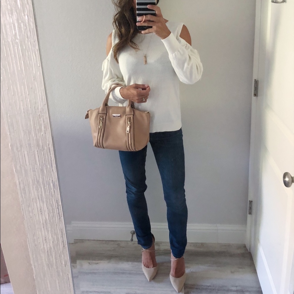 🌿2/$40 Express Ivory White Cold Shoulder Sweater